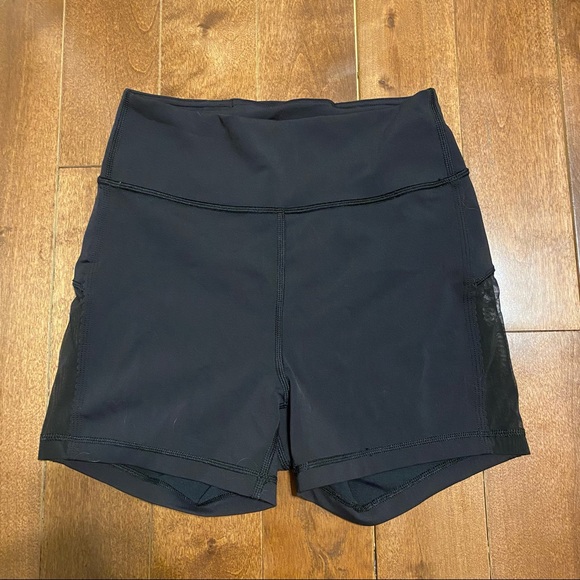 Lululemon Adore Your Core Short (2.5") - Picture 7 of 11